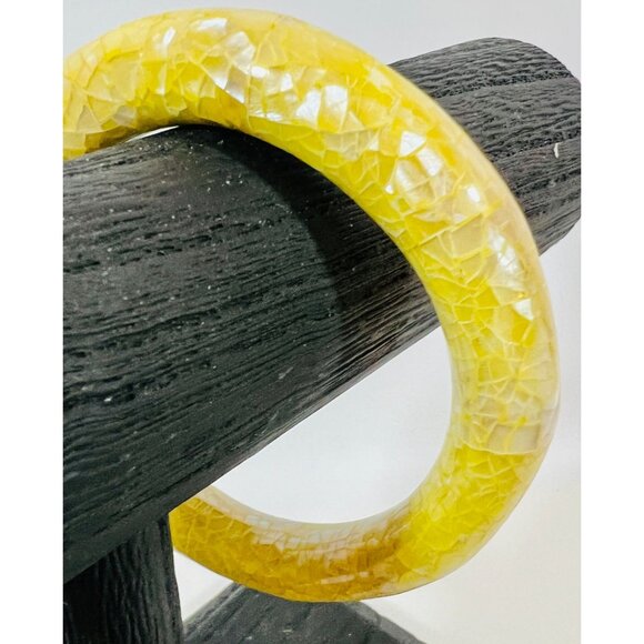 Vtg Lee Sands Iridescent Mosaic Yellow MOP Seashells Abalone Bangle Bracelet - Picture 2 of 5